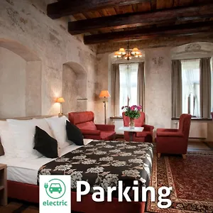 Hotel Santi ****
